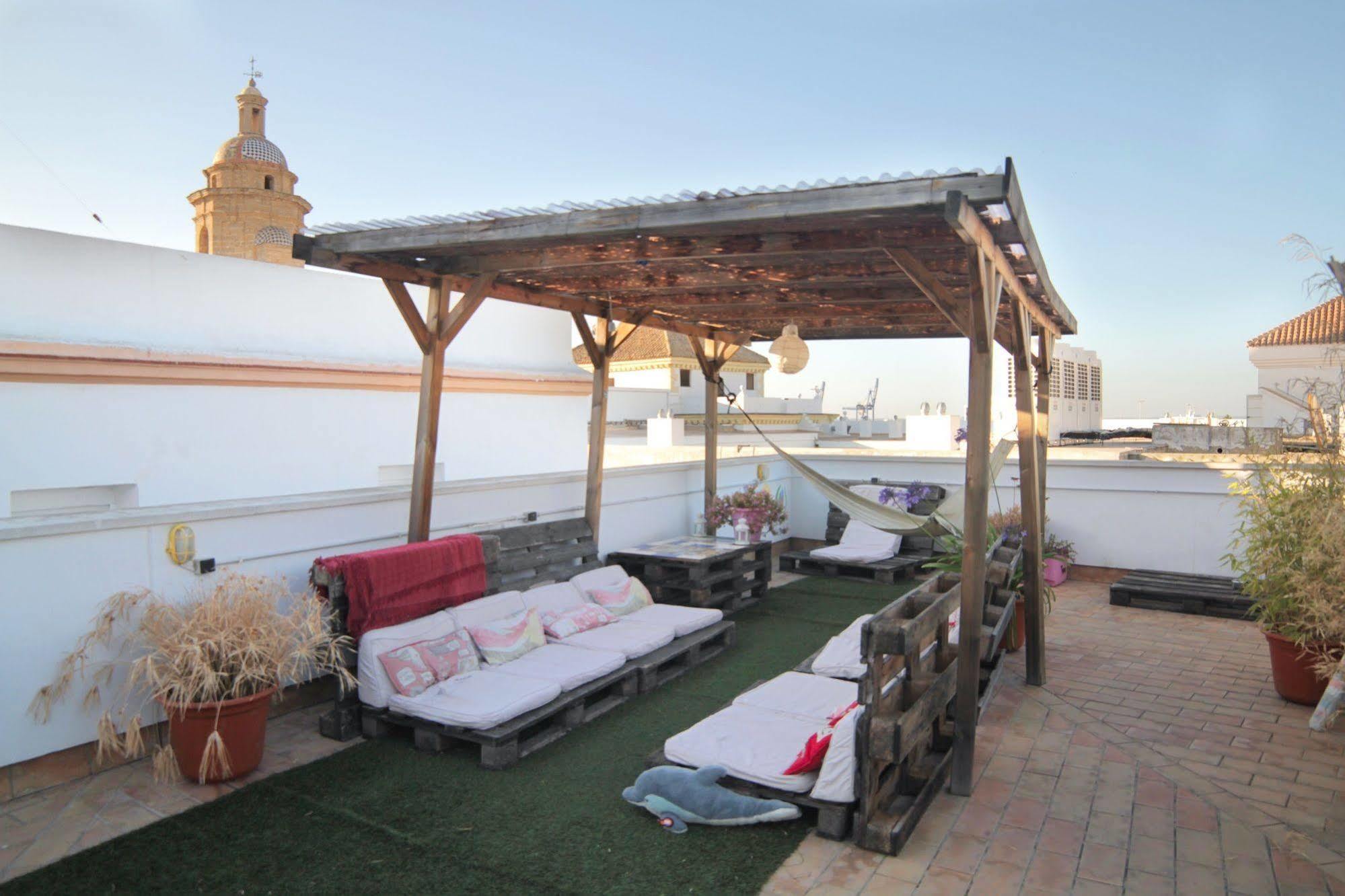 Cadiz Inn Backpackers ภายนอก รูปภาพ
