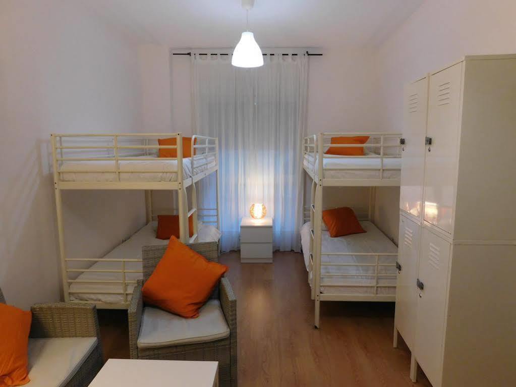 Cadiz Inn Backpackers ภายนอก รูปภาพ